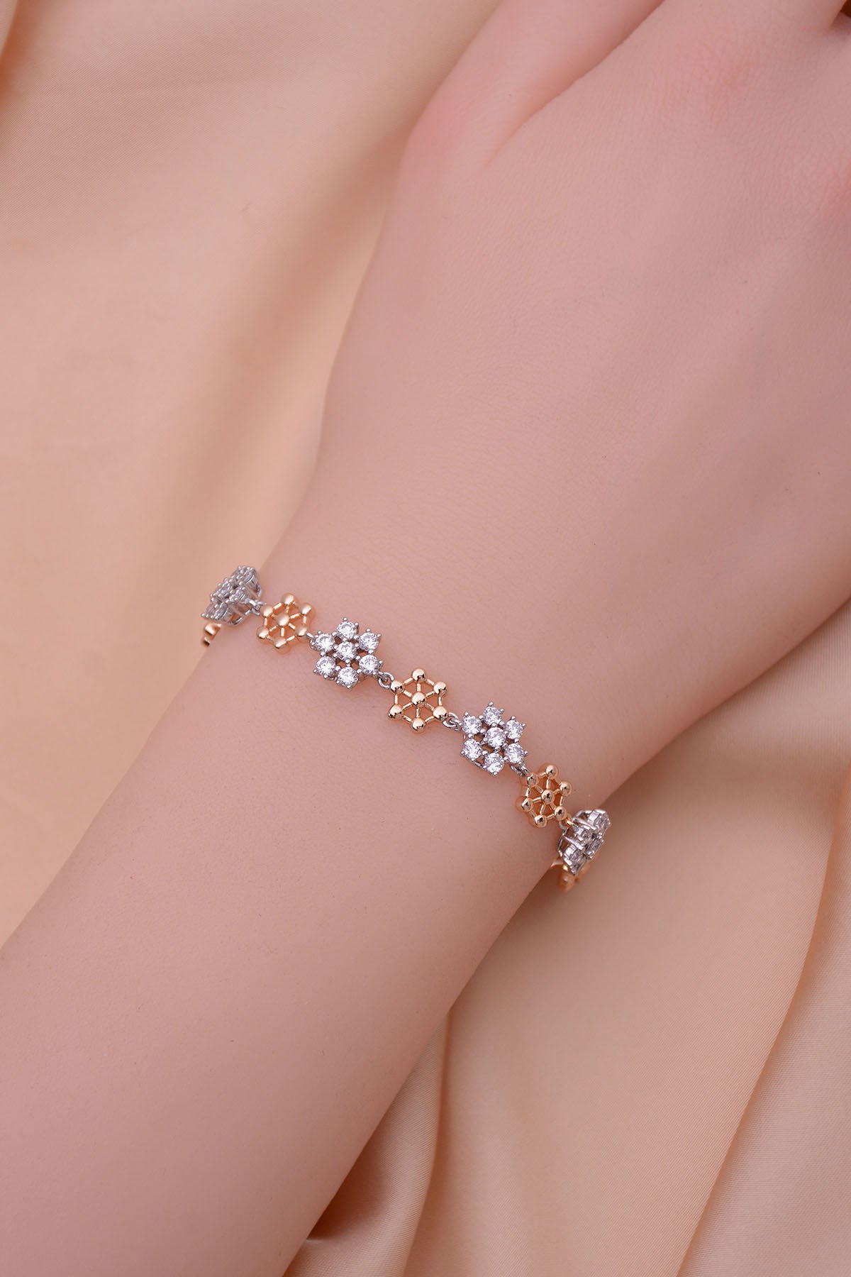 Bracelet For Girl's  Women Jewellry Golden PCB-04