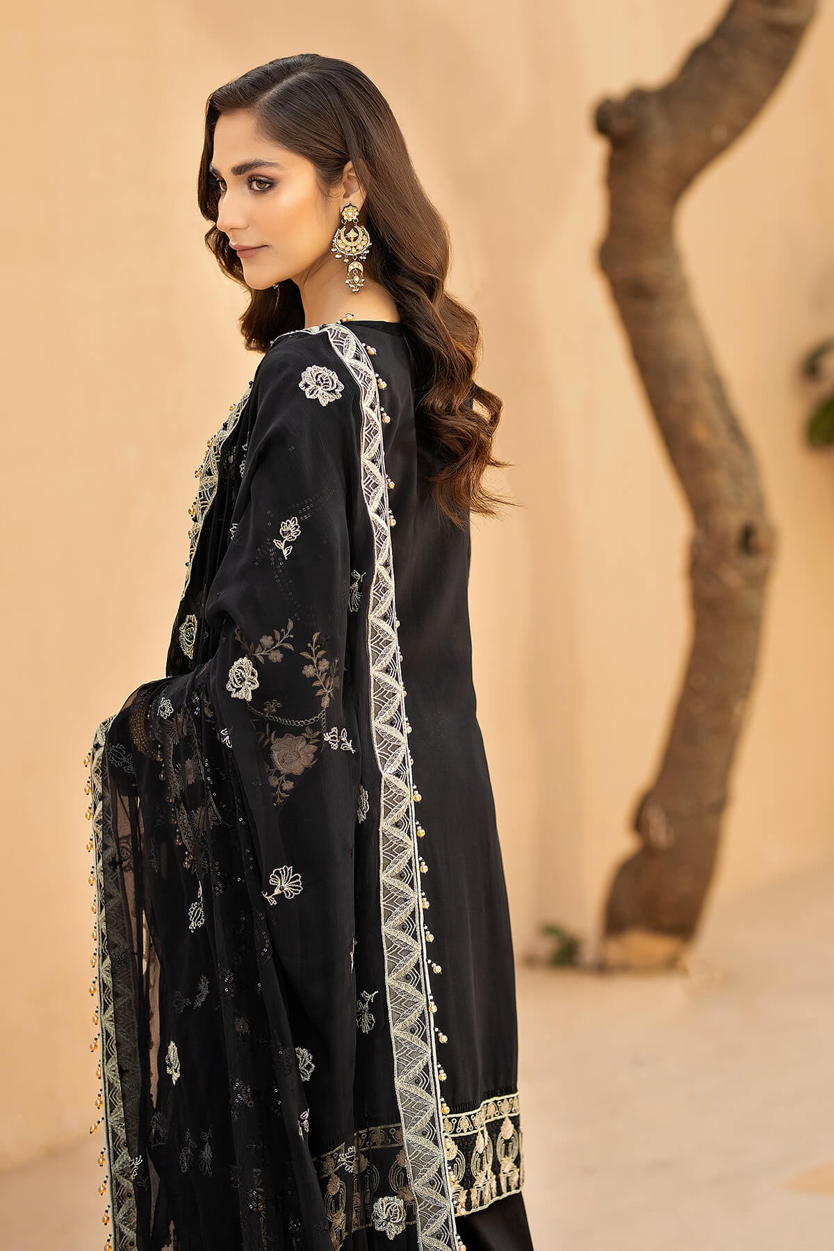 Kimora By Noor e Fajar Swiss Lawn Embroidered Suit HS-27 Black