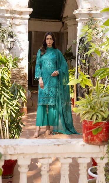 Shaista Lawn Embroidered Suit 476