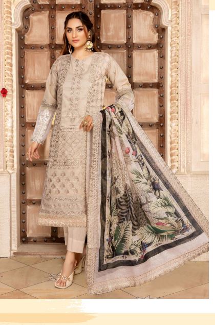Gul Bano By Mah E Rooh Lawn Embroidered Suit GB-7604 Skin
