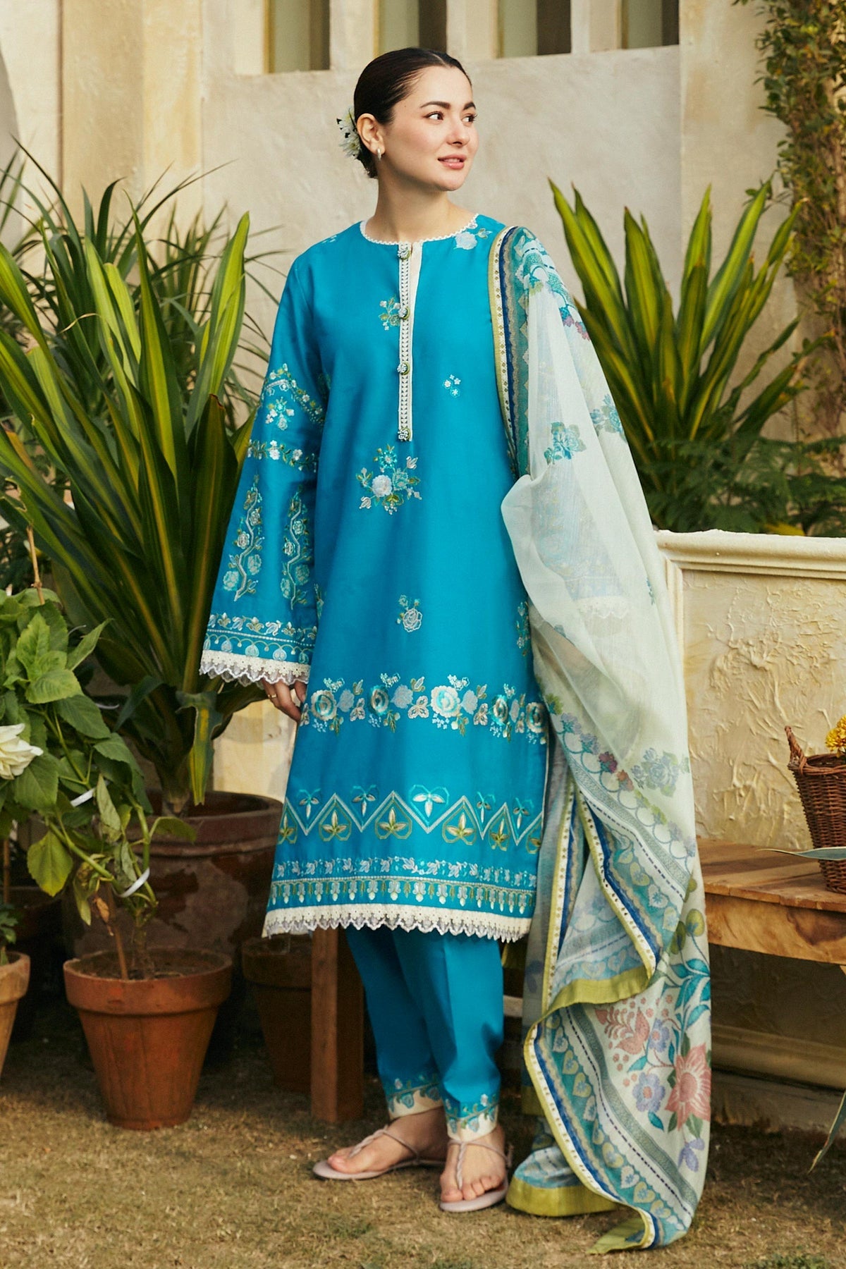 Coco By Zara Shahjahan Lawn Embroidered Suit 08B