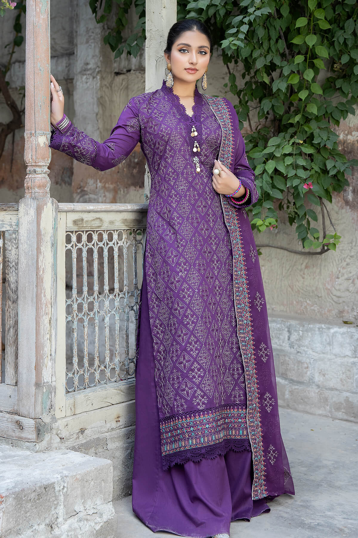 Noor-e-Jaan By Noor-e-Fajar Embroidered Lawn Unstitched 3Pc Suit NF-1160