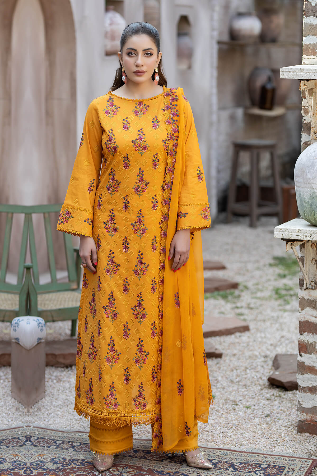 Jan e Jahan By Noor e Fajar Lawn Embroidered Suit NF-1210