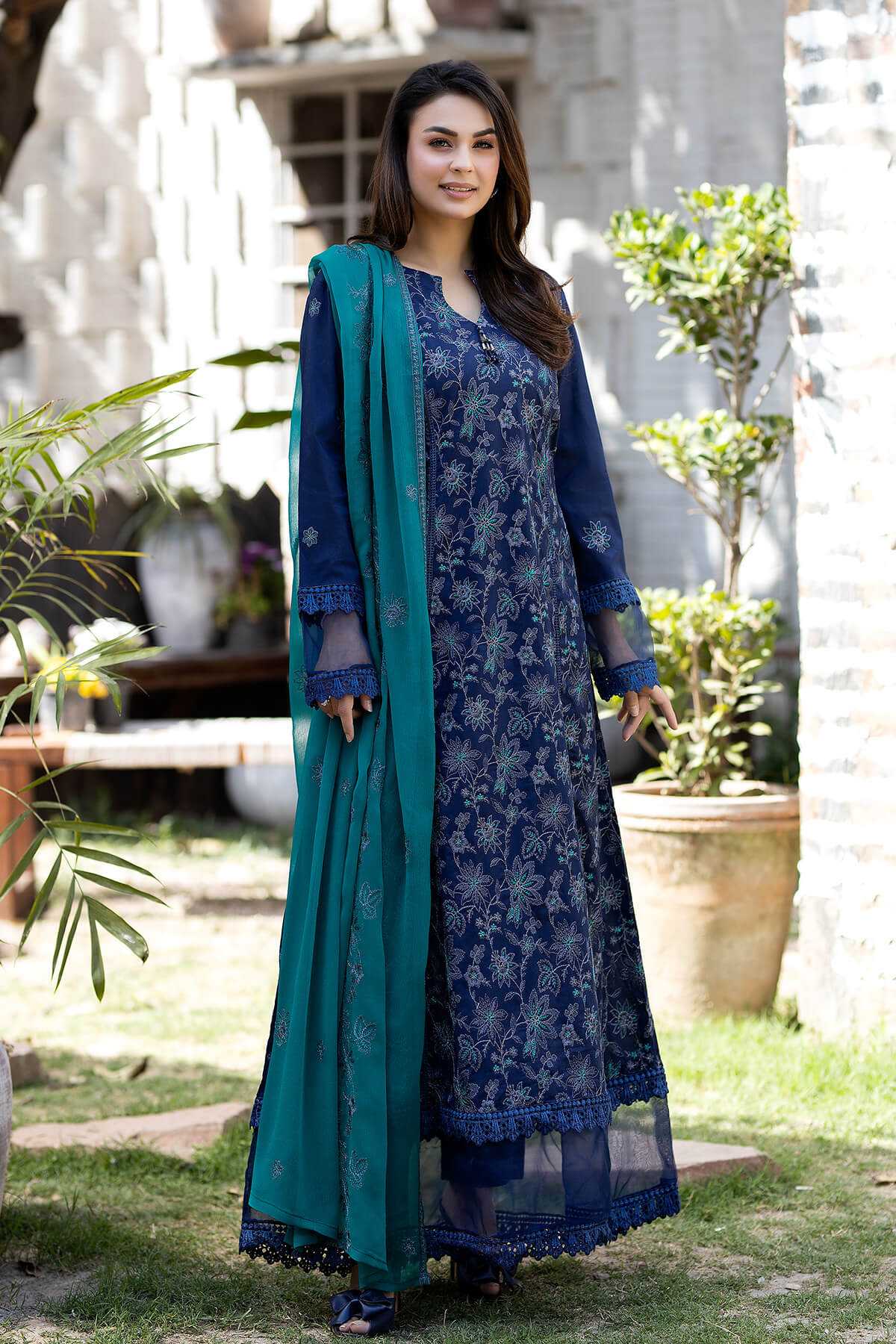 Gul Pari By Noor E Fajar Lawn Embroidered Suit NF-1265 Navy