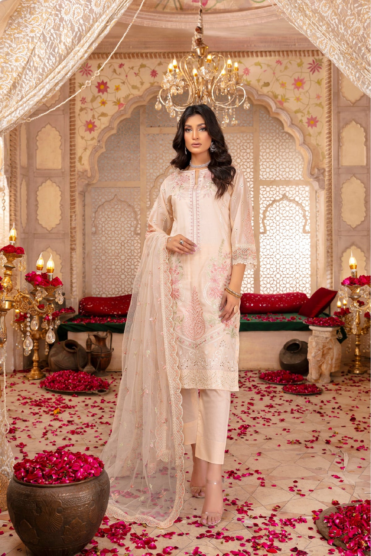 Rang E Bhaar By Mah E Rooh Lawn Embroidered Suit RB-6703 Peach