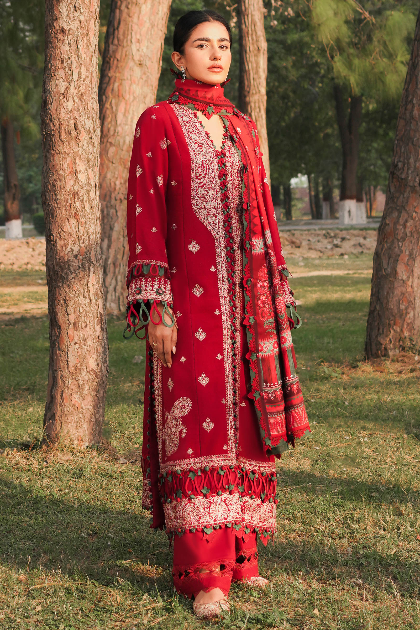 Lina By Zaha Khaddar Embroidered Suit ZW-2-23-05 Maroon