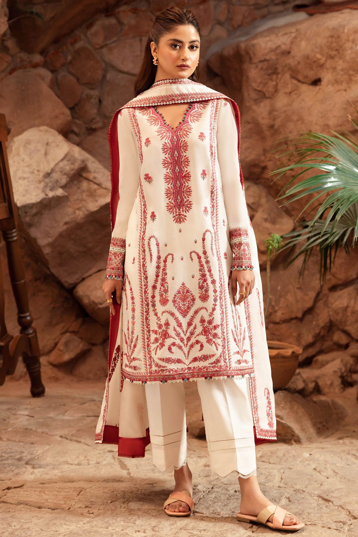 Elania By Zaha Lawn Embroidered Suit ZL-24-09A Cream